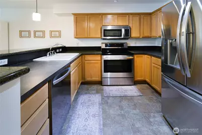 12534 15th Avenue NE #12, Seattle, WA 98125 - Photo 5