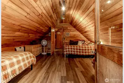 101 Mountain View Dr, Ashford, WA 98304 - Photo 25