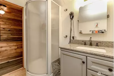 101 Mountain View Dr, Ashford, WA 98304 - Photo 19