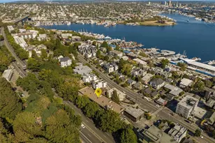 700 Crockett St, Seattle, WA 98109 - Photo 3