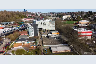 3207 Rainier Avenue S, Seattle, WA 98144 - Photo 7