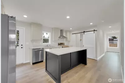 14614 Greenbelt Drive E, Bonney Lake, WA 98391 - Photo 9