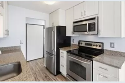 4226 Dayton Avenue N #202, Seattle, WA 98103 - Photo 11