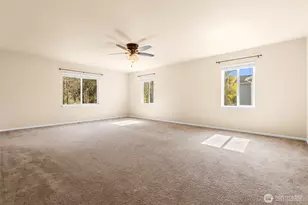 1408 Daffodil Ave NE, Orting, WA 98360 - Photo 17