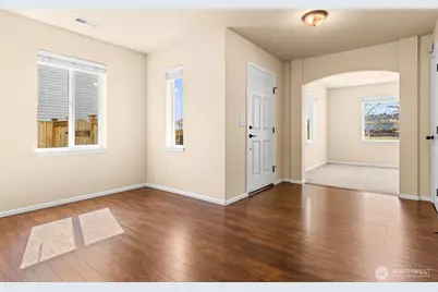 1408 Daffodil Avenue NE, Orting, WA 98360 - Photo 13