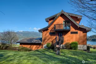 667 Wyatt Ln W, Seabeck, WA 98380 - Photo 3