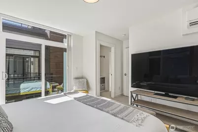 6313 9th Avenue NE #A, Seattle, WA 98115 - Photo 15