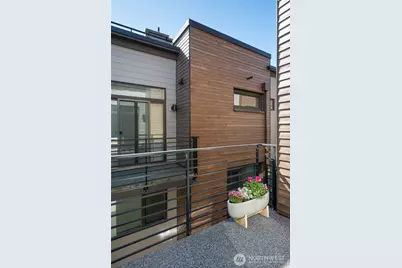 6313 9th Avenue NE #A, Seattle, WA 98115 - Photo 13