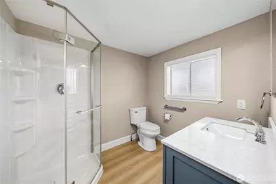 11101 Bingham Avenue E, Tacoma, WA 98446 - Photo 9