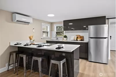 11101 Bingham Avenue E, Tacoma, WA 98446 - Photo 5