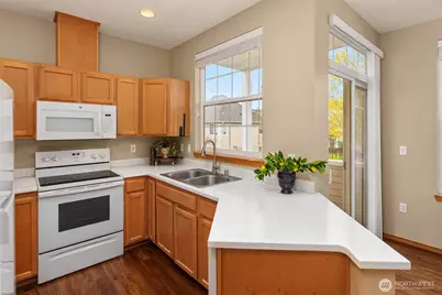 22736 NE 4th Lane, Sammamish, WA 98074 - Photo 9