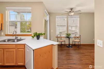 22736 NE 4th Lane, Sammamish, WA 98074 - Photo 11