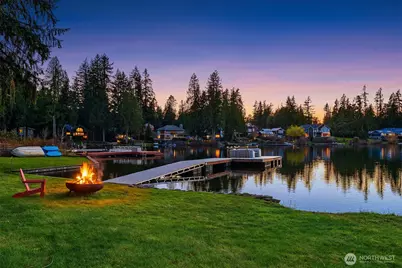 2831 Xx 226th Avenue SE, Sammamish, WA 98075 - Photo 3