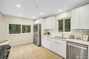 9919 Arrowsmith Ave S, Seattle, WA 98118 - Photo 11
