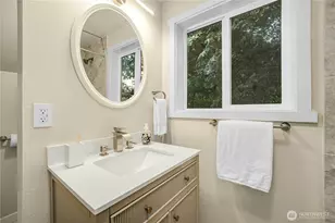 9919 Arrowsmith Ave S, Seattle, WA 98118 - Photo 27