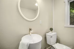 9919 Arrowsmith Ave S, Seattle, WA 98118 - Photo 19