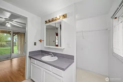 6109 Pacific Avenue, Tacoma, WA 98408 - Photo 17
