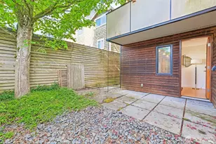 2113 15th Ave S, Seattle, WA 98144 - Photo 33