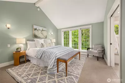 3029 Yankee Girl Circle NE, Bainbridge Island, WA 98110 - Photo 15