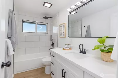 1103 Vashon Court NE, Renton, WA 98059 - Photo 11