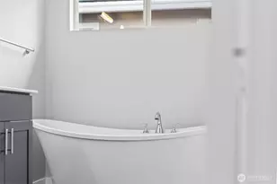 13927 178th St E, Puyallup, WA 98374 - Photo 17