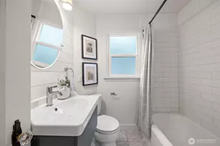 1035 NE 100th St, Seattle, WA 98125 - Photo 13