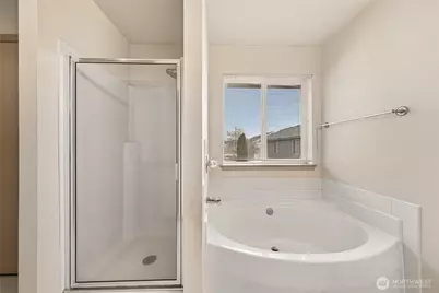 16425 39th Avenue E, Tacoma, WA 98446 - Photo 23