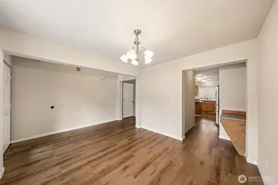 16425 39th Avenue E, Tacoma, WA 98446 - Photo 5