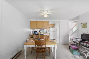 8823 Holly Dr, Everett, WA 98208 - Photo 7