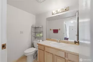 8823 Holly Dr, Everett, WA 98208 - Photo 13