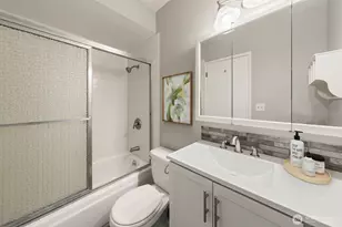 2562 Thorndyke Ave W, Seattle, WA 98199 - Photo 9