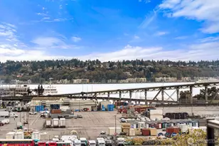 2562 Thorndyke Ave W, Seattle, WA 98199 - Photo 13