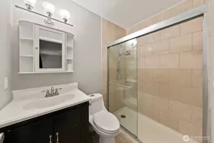 2562 Thorndyke Ave W, Seattle, WA 98199 - Photo 19