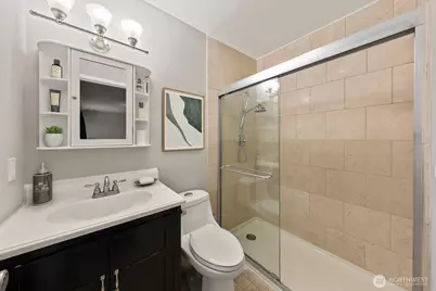 2562 Thorndyke Avenue W #303, Seattle, WA 98199 - Photo 11