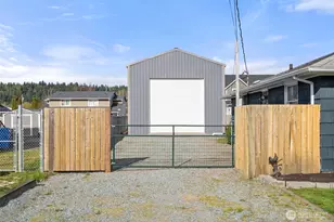 120 Tacoma Ave NW, Orting, WA 98360 - Photo 3