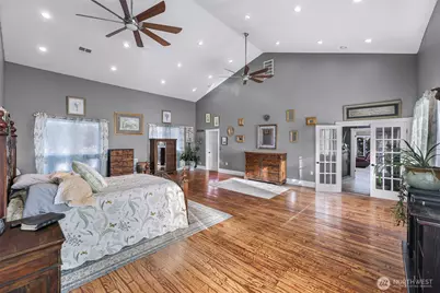 8225 Peace Park Drive, Custer, WA 98240 - Photo 27