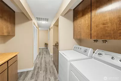 762 Hilltop Avenue, Kent, WA 98031 - Photo 17