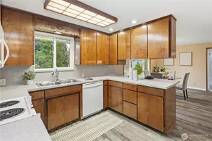 762 Hilltop Ave, Kent, WA 98031 - Photo 15