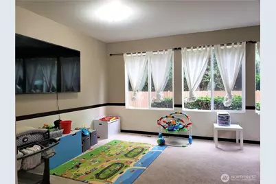 15449 141st Place SE, Renton, WA 98058 - Photo 11