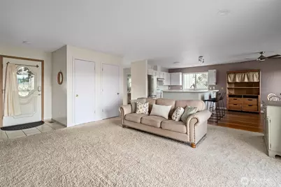 910 NE Cordero Place, Oak Harbor, WA 98277 - Photo 7