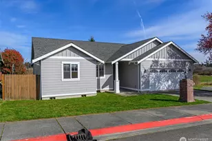 910 NE Cordero Pl, Oak Harbor, WA 98277 - Photo 1