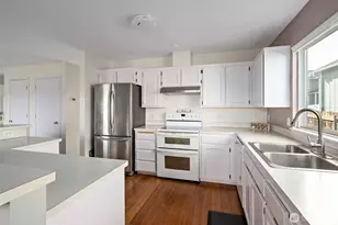 910 NE Cordero Pl, Oak Harbor, WA 98277 - Photo 11