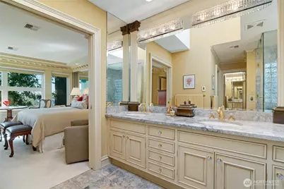 101 99th Avenue NE #301, Bellevue, WA 98004 - Photo 23