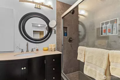 10903 Glen Acres Drive S #A, Seattle, WA 98168 - Photo 17