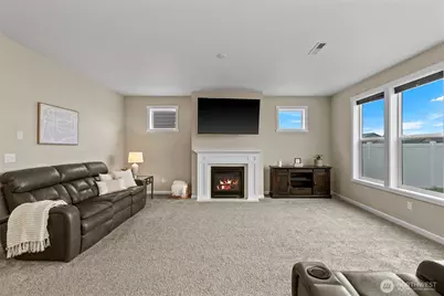 911 NE 7th Avenue, Quincy, WA 98848 - Photo 5