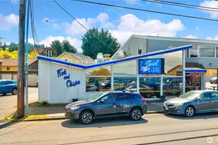 1708 Alki Ave SW, Seattle, WA 98116 - Photo 31