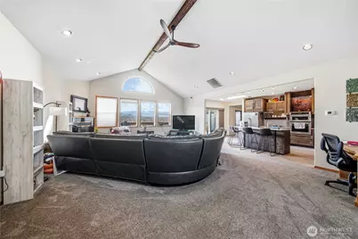 7516 Skinner Road, Granite Falls, WA 98252 - Photo 5