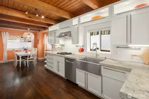 3010 NE 55th St, Seattle, WA 98105 - Photo 13