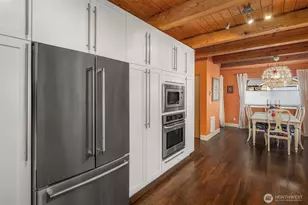 3010 NE 55th St, Seattle, WA 98105 - Photo 17