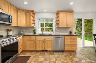 21803 NE 154th St, Woodinville, WA 98077 - Photo 19